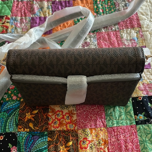 Michael Kors small bag - Picture 6 of 8